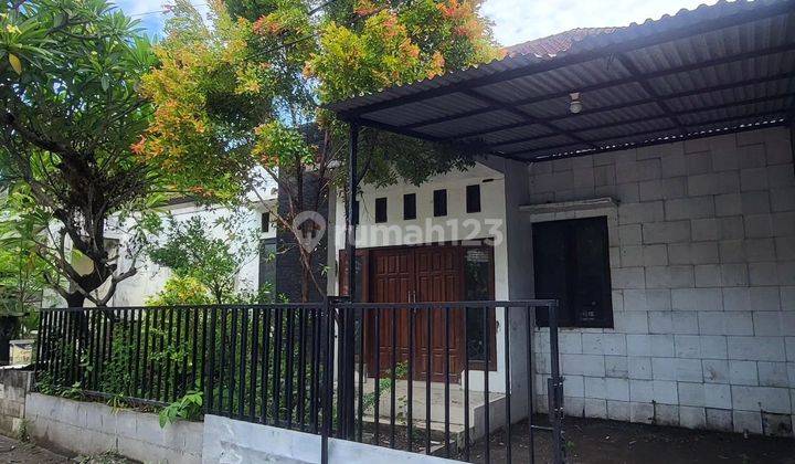 Land BONUS House In Kerobokan Taman Sari For Sale Cheap 1