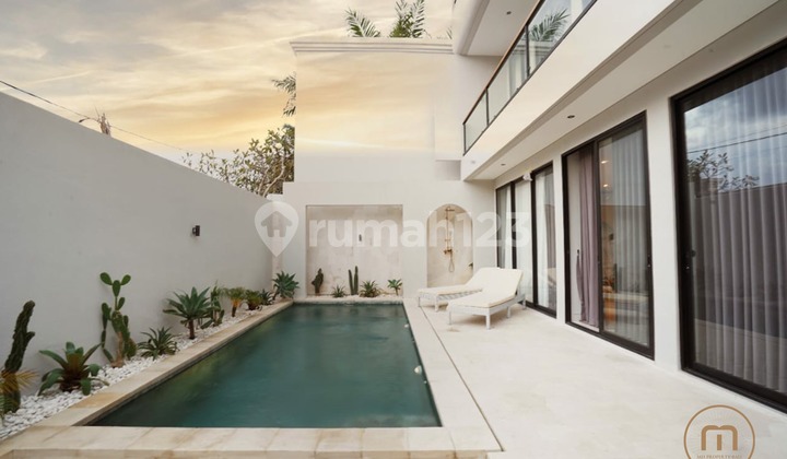 Villa Dekat Pantai Pemandangan Laut dan Sawah di Seseh, Bali Villa Dekat Pantai Pemandangan Laut dan Sawah di Seseh, Bali