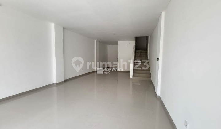 Disewakan Ruko 2 Lantai di Jalan Utama Umalas