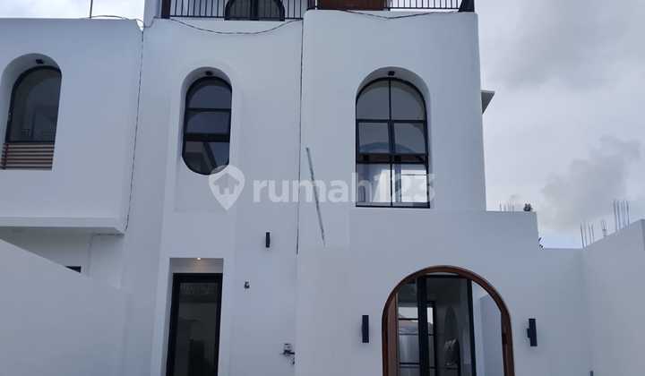 Dijual / Sewa (Leasehold) Villa Ocean View Infinity Corner di Mumbul, Nusa Dua