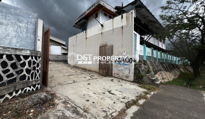 Warehouse 1000 M2 Land 1400 M2 Good Location Ring 1 Warehouse 1000 M2 Land 1400 M2 Good Location Ring 1