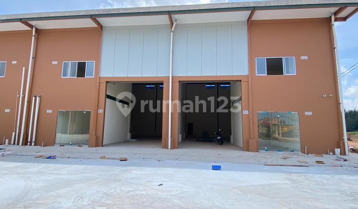 Gudang Siang Pakai Luas 210 M2 Lokasi Strategis Gudang Siang Pakai Luas 210 M2 Lokasi Strategis