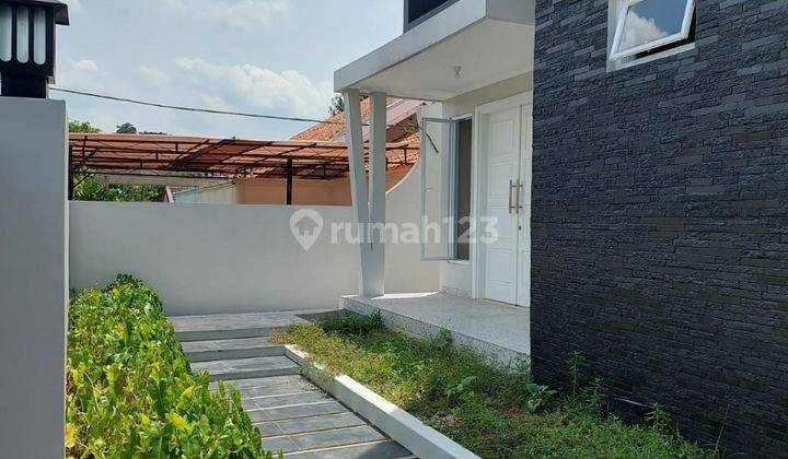 Rumah Baru Minimalis Modern Siap Huni di Cinere 1