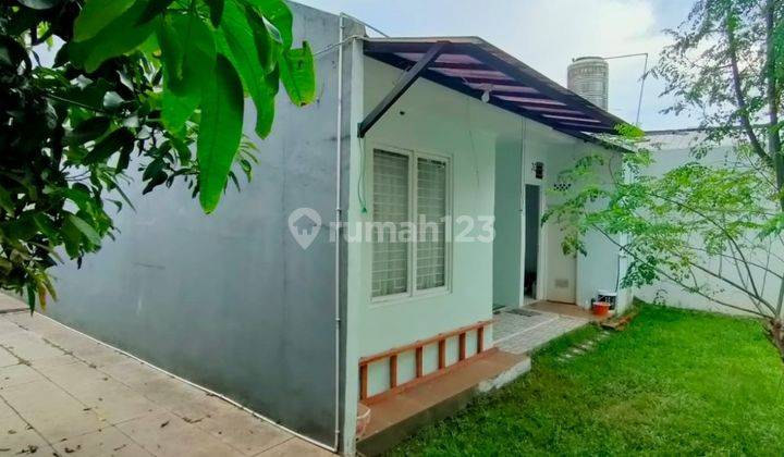 Dijual Rumah Siap Huni, Halaman Luas di Puri Bintaro Residence 1