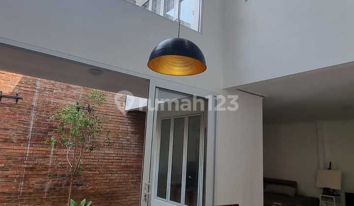 Rajawali, Bintaro | Rumah Modern dan Siap Huni Rajawali, Bintaro | Rumah Modern dan Siap Huni