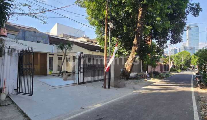 For Rent: House Suitable for Office in Kebayoran Baru For Rent: House Suitable for Office in Kebayoran Baru