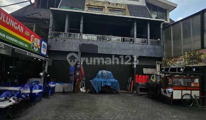 Dijual Ruko Lokasi Strategis 4 Lantai Di Blok M