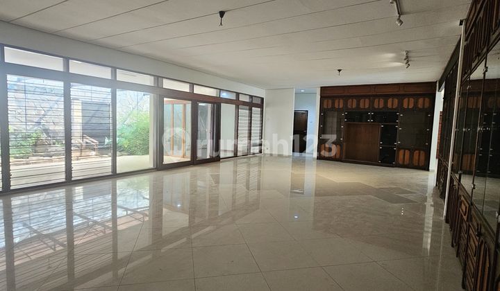 Dijual Rumah Cantik, Siap Huni, Harga Njop Di Taman Radio Dalam