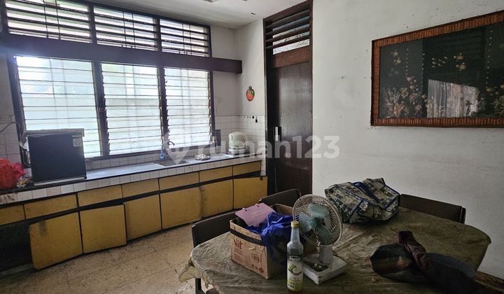 For Sale Old House, Land Measurement, 2 Floors in Tanah Kusir 2