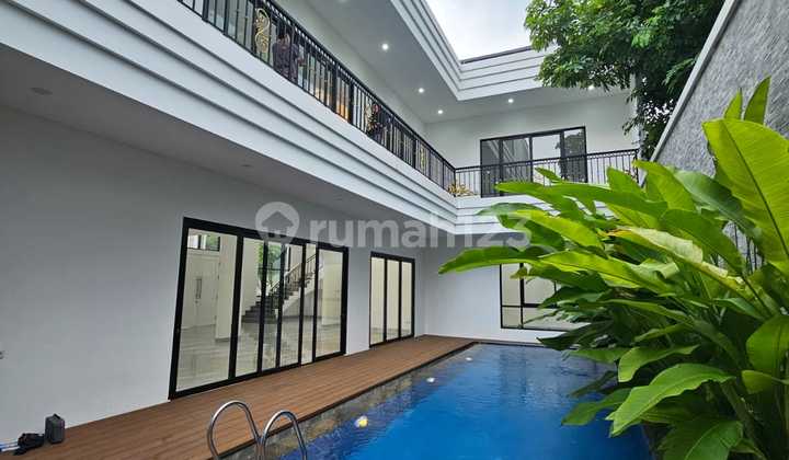 Ruma Mewah Dengan Kolam Berenang Di Bintaro Ruma Mewah Dengan Kolam Berenang Di Bintaro