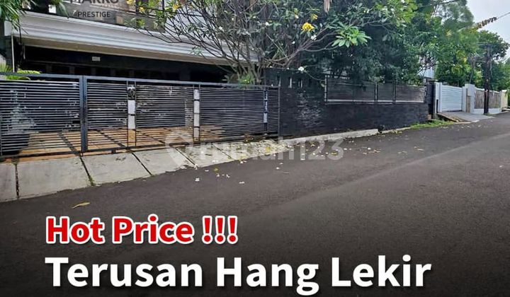 For Sale Beautiful House, Move-In Ready, 2 Floors on Terusan Hang Lekir