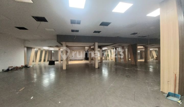 Renovated Shop House Suitable for Business Space on Main Road, Bandung. 2