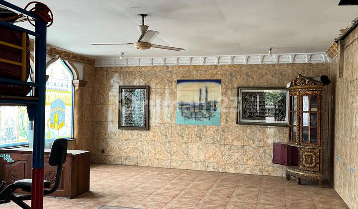 For Sale & For Rent Shop House Can Be Used as Office on Jl. Supomo, Strategic Location, 20 KT/10.25 2