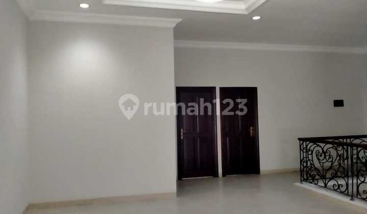 Disewakan Rumah 2 Lantai, Area Tuludong Atas-Senopati 2