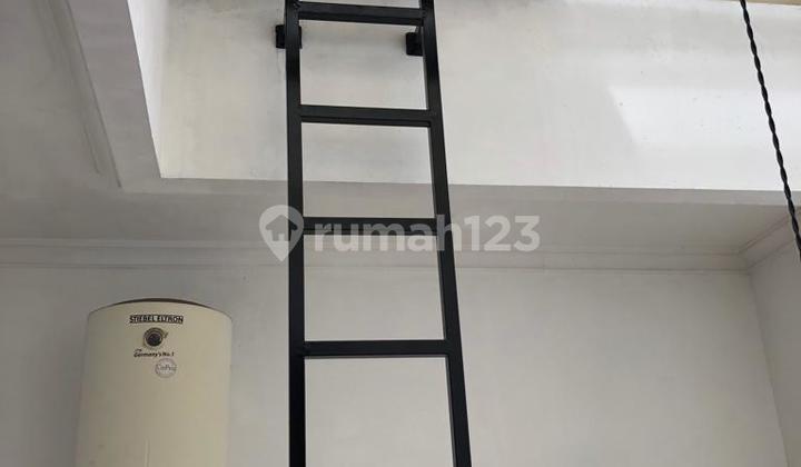 Di Sewakan Rumah Sewa 2Lt di Pondok Indah LT:200/LB:350m2//11.25 2