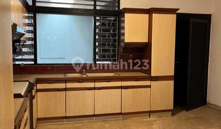 Di Jual Cepat Rumah Mewah SHM Bebas Banjir Dekat Senopati/09.25 Di Jual Cepat Rumah Mewah SHM Bebas Banjir Dekat Senopati/09.25