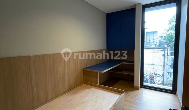 Di Sewakan Rumah Di Kemang BAru Jadi KT4/KM6/LT:107/LB:225/10.25 2