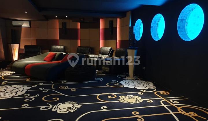 DiSewaklan Rumah Menteng Office LT700/LB700 4KT//4KM SHM //11.25 DiSewaklan Rumah Menteng Office LT700/LB700 4KT//4KM SHM //11.25