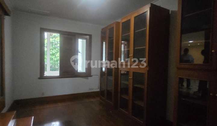 For Rent: Pondok Indah House in Architect-Designed Condition 2