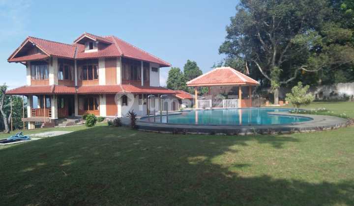 Dijual Villa Sebelum Pasar Cisarua Bogor