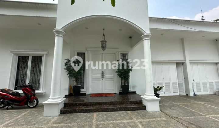 Rumah Bagus Furnished SHM Menteng, Jakarta Pusat Rumah Bagus Furnished SHM Menteng, Jakarta Pusat
