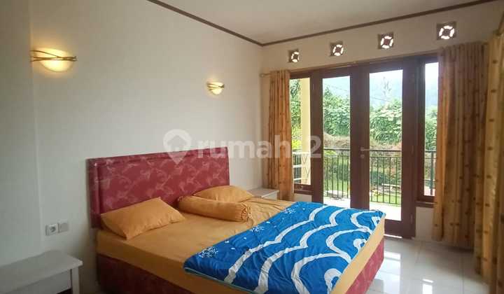 Di Jual Villa Lokasi Cisarua Bogor Dengan View Pegunungan//10.25