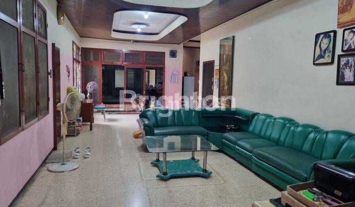 Rumah Tengah Kota Petemon Lokasi Strategis 2