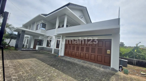 Rumah Mewah Dua Lantai Di Sidorejo Salatiga A5013 Rumah Mewah Dua Lantai Di Sidorejo Salatiga A5013