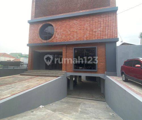 Kantor Strategis Nyaman Asri di Candisari A2879 1