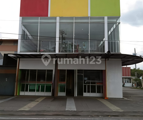 Two-Story Shop House Ready to Occupy, Strategic Location in Mertoyudan, Magelang A5048