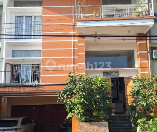 Rumah Furnish Empat Lantai Bagus Di Gajah Mungkur A4878 1