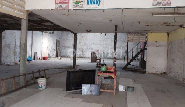 Toko Bagus Dan Strategis Siap Sewa di Semarang Timur K7611 1