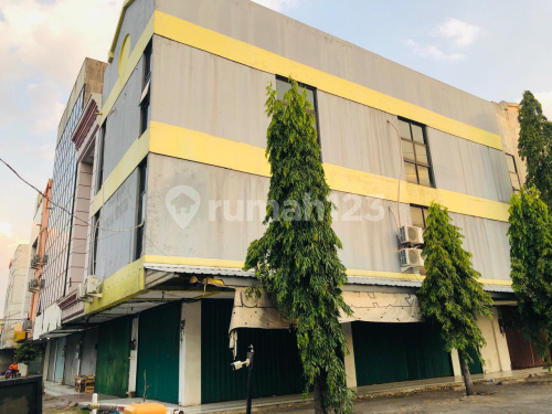 Ruko Disewakan dan Dijual HOEK Bagus Di Gayamsari A4524