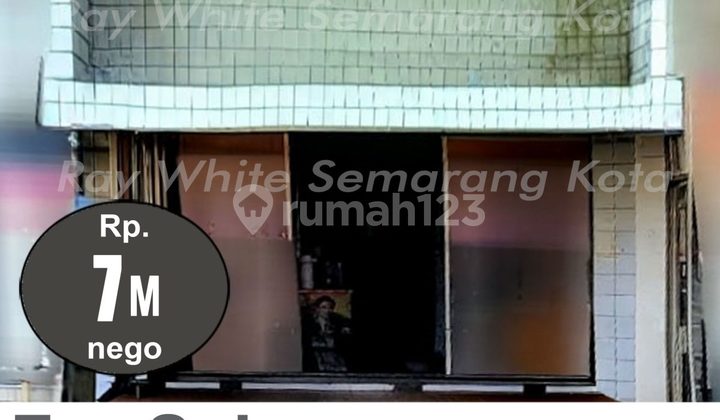 Three-Story Ready-to-Use Shop House in North Semarang A5297 2