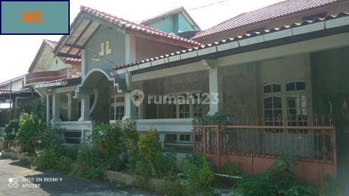 Rumah Bagus Dan Strategis di Pedurungan A0917 1