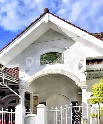 Semi-Furnished Good House Ready to Occupy in Kudus A5032 Semi-Furnished Good House Ready to Occupy in Kudus A5032