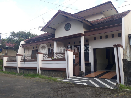 Rumah Bagus Siap Huni Di Ungaran Barat A3961 1