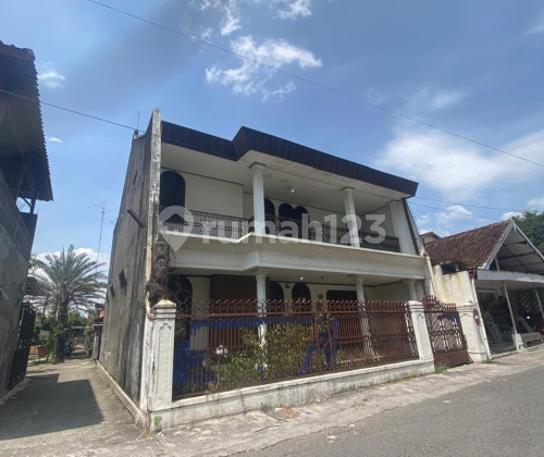 Rumah Siap Huni Dua Lantai di Brontokusuman Jogja A5133 1