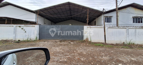 Good, Spacious Ready-to-Use Warehouse in Genuk A5026 1