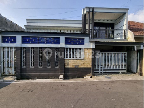 Rumah Dua Lantai Strategis Bagus Di Semarang Selatan A3679 2