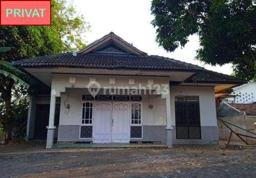 Rumah Bagus Dan Siap Jual di Semarang Barat A0868 1