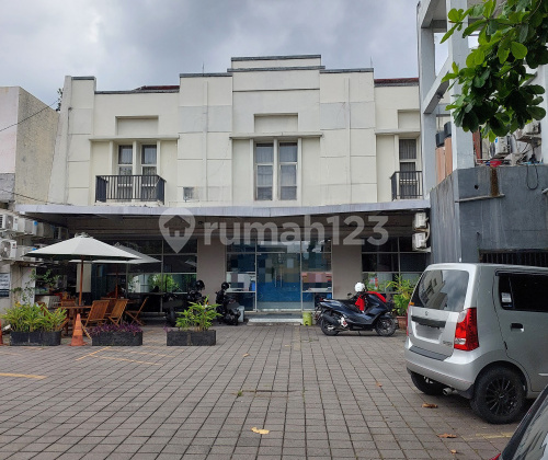 Ready-to-Occupy Good Strategic Hotel in South Semarang A4909