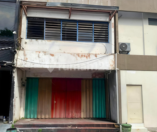Cheap Two-and-a-Half-Story Shop House in Darmo Surabaya A5526 1