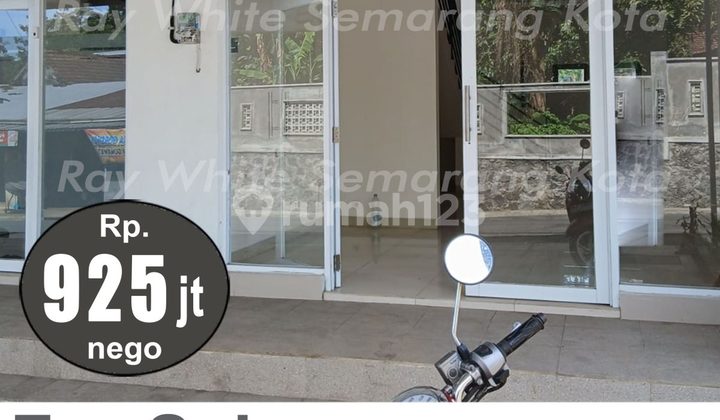 Two-Story Ready-to-Use Ruko in Good Condition in Boja A4700 2