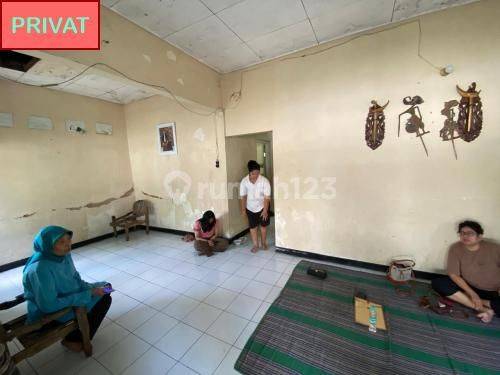 Rumah Bagus Dan Asri di Semarang Selatan A0927 2