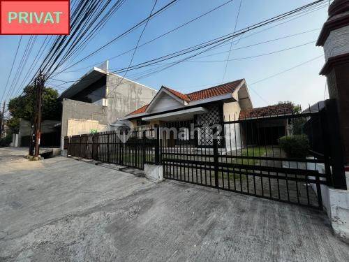 Rumah Sewa Strategis di Semarang Selatan A0938 2