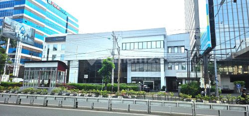 Gedung Siap Pakai Tiga Lantai Strategis di Semarang Tengah A5398 1