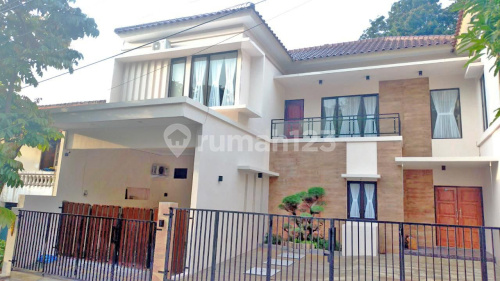 Furnished Ready-to-Occupy Strategic House in Gajah Mungkur A5491 1