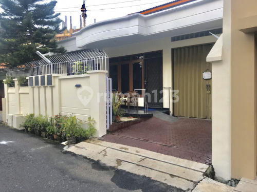 Rumah Strategis Siap Huni Bagus di Semarang Tengah A5417 1