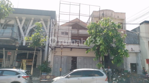 Ready-to-Use Shop House by the Road in Sidomukti Salatiga A4322